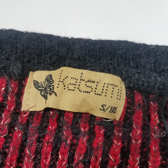 Fuzzy Red and Black Heart Sweater - Picture 4 of 5